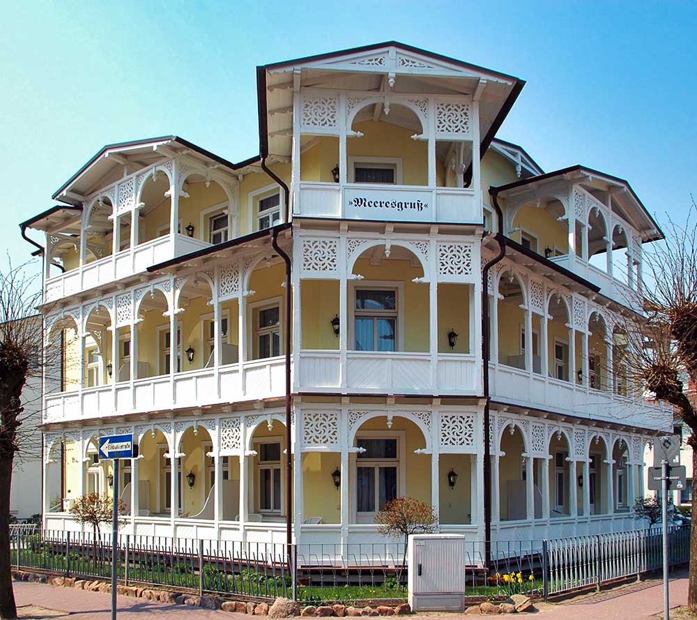 Typische Bädervilla im  Ostseebad Binz · Rügen